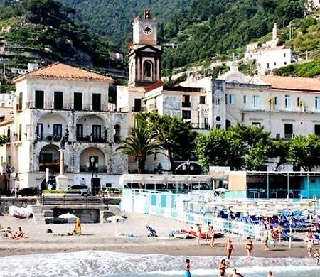 Il Sagrato - Ravello Accommodation Минори Екстериор снимка